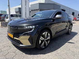 Voiture accidenté Renault Mégane E-Tech EV60 Optimum Charge Iconic 2024/2