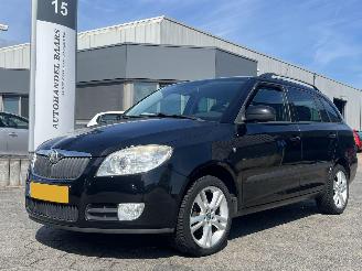 skadebil auto Skoda Fabia Combi 1.6-16V Sport 2009/1