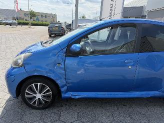 Toyota Aygo 1.0-12V Dynamic Navigator picture 8