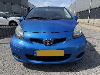 Toyota Aygo 1.0-12V Dynamic Navigator picture 2