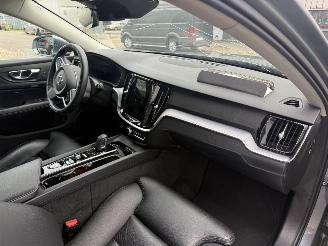 Volvo V-60 2.0 B3 Inscription AUTOMAAT picture 12
