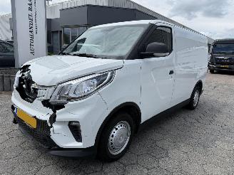 damaged commercial vehicles Maxus eDeliver3 3 L1 50 kWh 2025/6