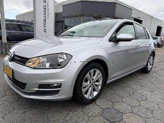 Voiture accidenté Volkswagen Golf 1.0 TSI Comfortline 2017/4