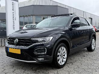 Schadeauto Volkswagen T-Roc 1.0 TSI Style Business 2022/1