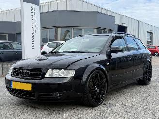Coche accidentado Audi A4 Avant 2.0 2004/3