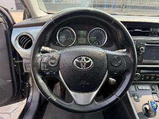 Toyota Auris 1.8 Hybrid AUTOMAAT picture 17