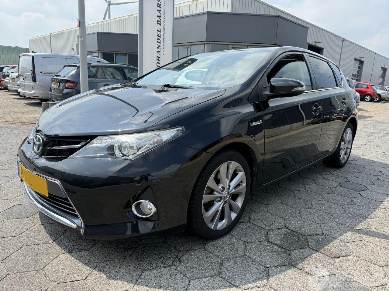 Toyota Auris 1.8 Hybrid AUTOMAAT