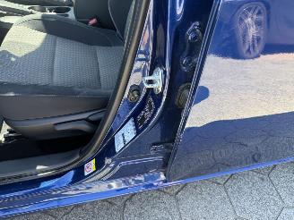 Toyota Auris 1.8 Hybrid Business Plus picture 12