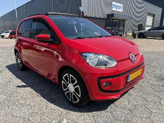 Volkswagen Up! 1.0 high up! picture 3