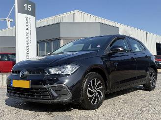 krockskadad bil auto Volkswagen Polo 1.0 TSI Life 2023/1