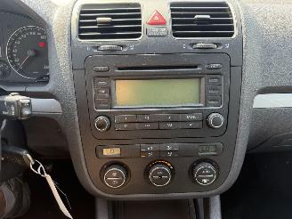 Volkswagen Golf 1.6 FSI Sportline picture 17