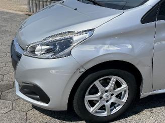 Peugeot 208 1.2 PureTech Blue Lion picture 9