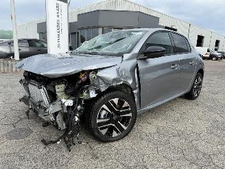 Peugeot 208 1.2 Hybrid 110 e-DCS6 Allure picture 6