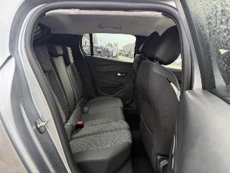 Peugeot 208 1.2 Hybrid 110 e-DCS6 Allure picture 14