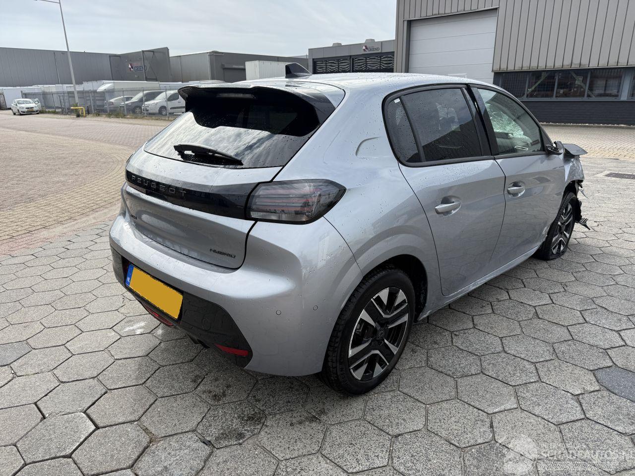 Peugeot 208 1.2 Hybrid 110 e-DCS6 Allure