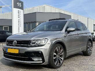 skadebil auto Volkswagen Tiguan 1.4 TSI R-LINE AUTOMAAT PANO ACT Connected Series 2017/1