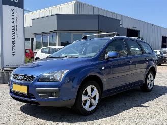 Unfallwagen Ford Focus 1.8-16V Ambiente Flexifuel 2008/1