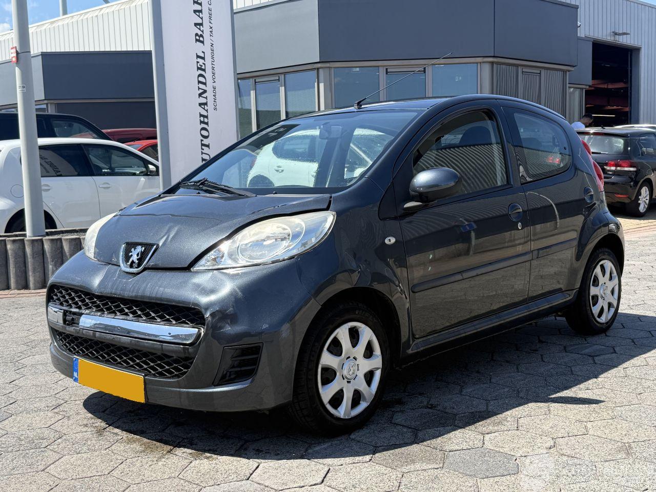 Peugeot 107 1.0-12V Urban Move