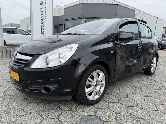 Auto incidentate Opel Corsa 1.4-16V Cosmo 2010/9