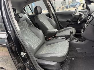 Opel Corsa 1.4-16V Cosmo picture 18