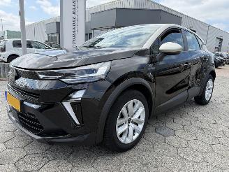 krockskadad bil auto Renault Captur 1.0 TCe 90 evolution 2024/8