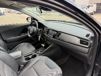 Kia Niro 1.6 GDi PHEV DynamicLine picture 15