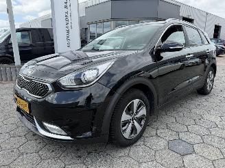 skadebil auto Kia Niro 1.6 GDi PHEV DynamicLine 2017/9