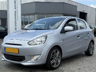 krockskadad bil auto Mitsubishi Space-star 1.0 Inform 2014/11