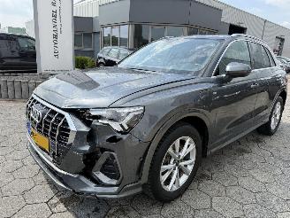krockskadad bil auto Volkswagen Golf 45 TFSI e S edition 2023/4