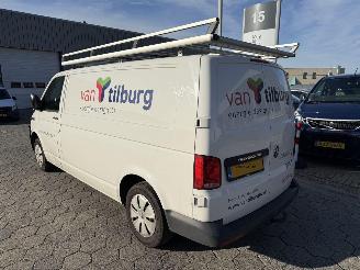 Volkswagen Transporter 2.0 TDI L2H3 28 Comfortline picture 6