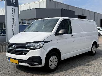 skadebil bedrijf Volkswagen Transporter 2.0 TDI L2H3 28 Comfortline 2022/2