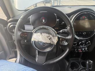 Mini Cooper 1.5 Cooper Camden Edition AUTOMAAT picture 15