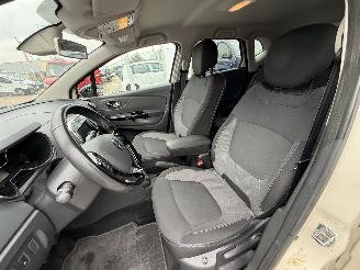 Renault Captur 0.9 TCe Dynamique picture 14