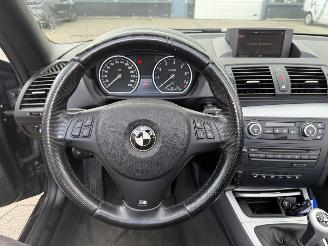 BMW 1-serie Cabrio 120i High Executive picture 17