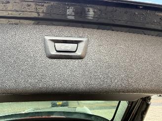 BMW 3-serie Touring 320i Upgrade Edition picture 14