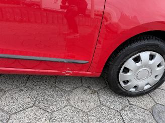 Volkswagen Up! 1.0 BMT move up! picture 4