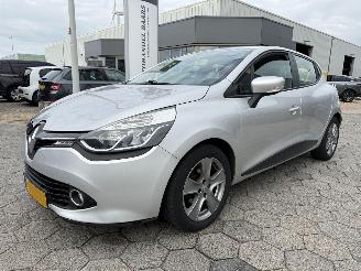 skadebil auto Renault Clio 1.5 dCi ECO Expression 2013/1