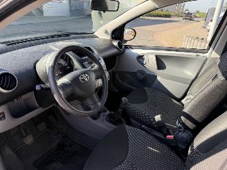 Toyota Aygo 1.0-12V Comfort picture 12