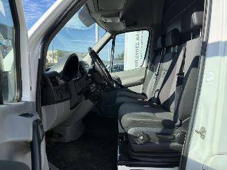 Volkswagen Crafter 35 2.0 TDI L2H1 picture 16