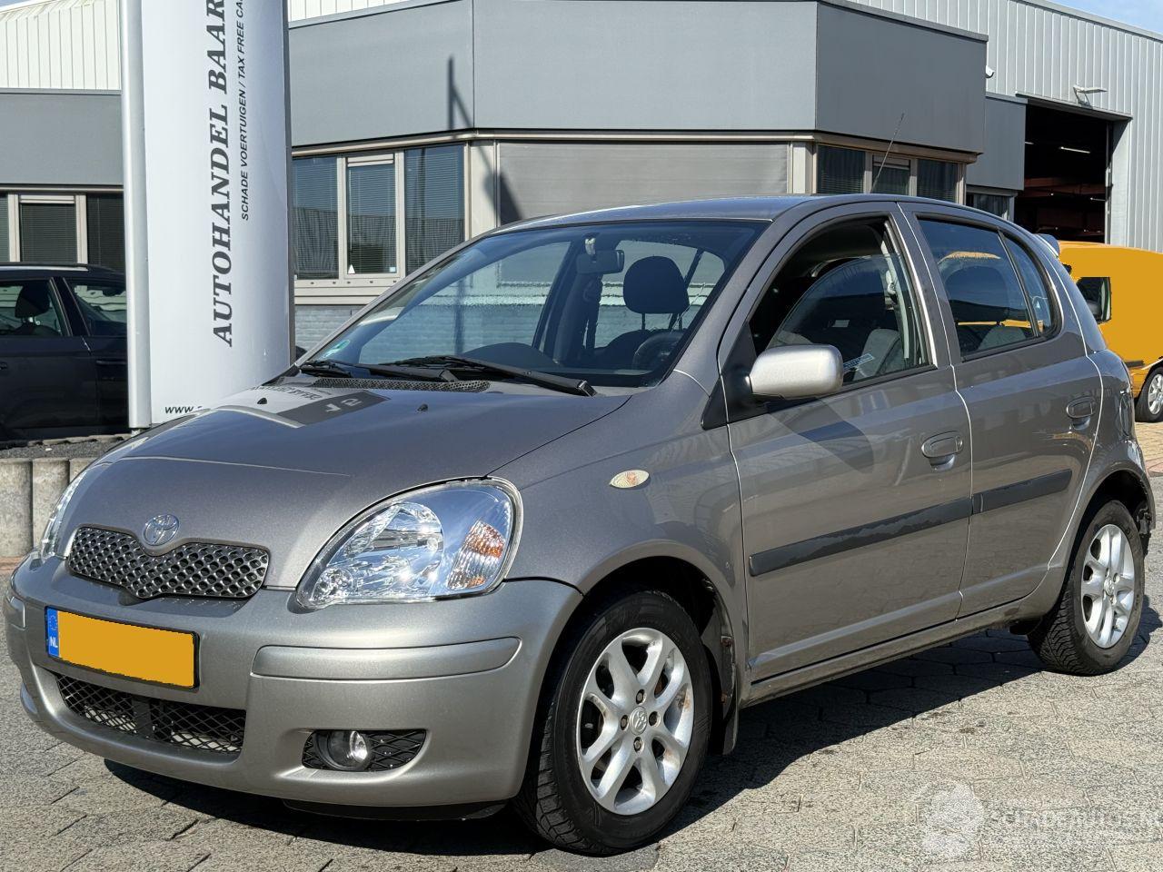 Toyota Yaris 1.3 VVT-i S-Line