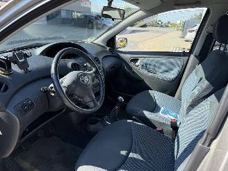 Toyota Yaris 1.3 VVT-i S-Line picture 11