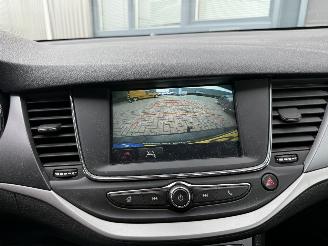 Opel Astra 1.2 Edition picture 18
