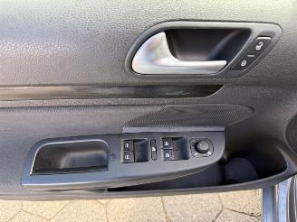 Volkswagen Golf Variant 1.6 TDI Comfort Executive Line BlueMotion picture 12