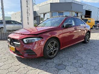 Voiture accidenté Mercedes A-klasse 250 e Premium Plus 2021/4