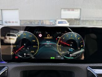 Mercedes A-klasse 250 e AMG Ambient light Panoramadak Automaat Premium Plus picture 17