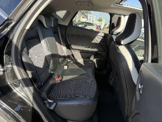 Renault Captur E-TECH PLUG-IN HYBRID picture 17