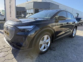 krockskadad bil auto Audi Q4 E-Tron 40 Edition 77 kWh 2023/6