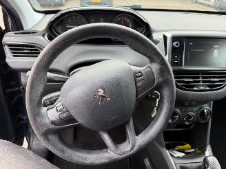 Peugeot 208 1.2 PureTech Blue Lion picture 14