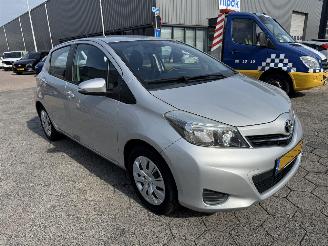 Toyota Yaris 1.0 VVT-i Aspiration picture 3