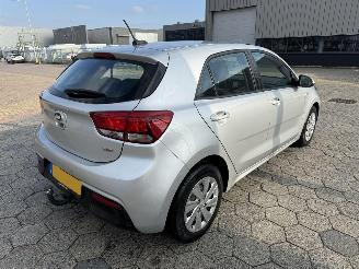 Kia Rio 1.0 TGDI ComfortPlusLine Navigator picture 4